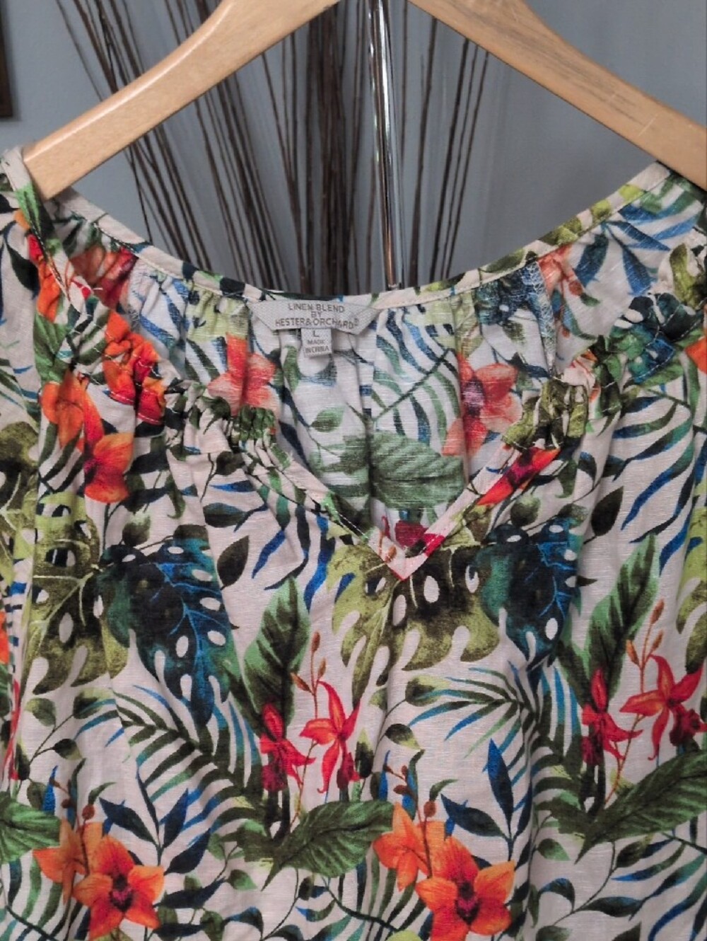 Hester & Orchard Tropical Floral Off-Shoulder Tunic Top 60% Linen 40% Cotton - Picture 4 of 7